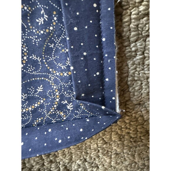 Baby Quilt Handmade Americana Folk Art Blue 33x43 Embroidered Cotton Lap Blanket - Picture 7 of 12